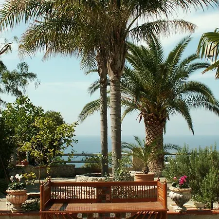 Virginia Villa