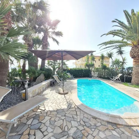 Virginia Villa Pellaro